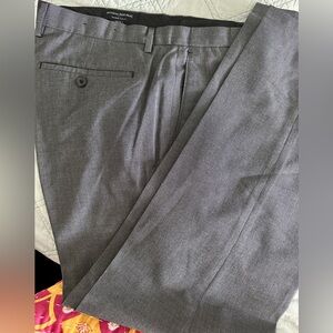 Like new, Men’s, Banana Republic Gray Dress Pants. 35x30.